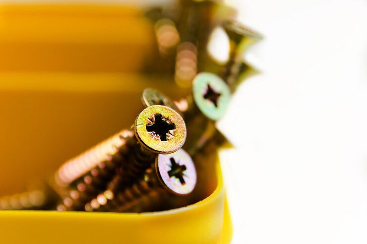 خرید و قیمت پیچ 3 سانتی طلایی + فروش صادراتی